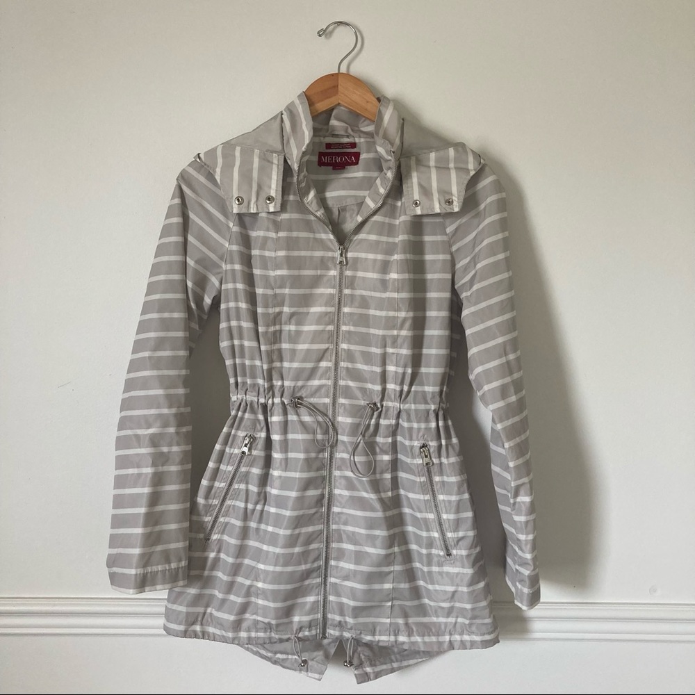 Women’s Rain Jacket, Small
